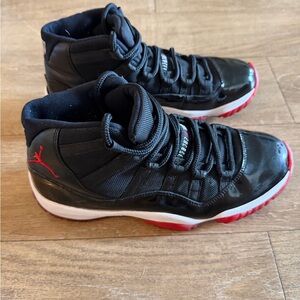 Jordan Black and Red High-Top Sneakers size 9